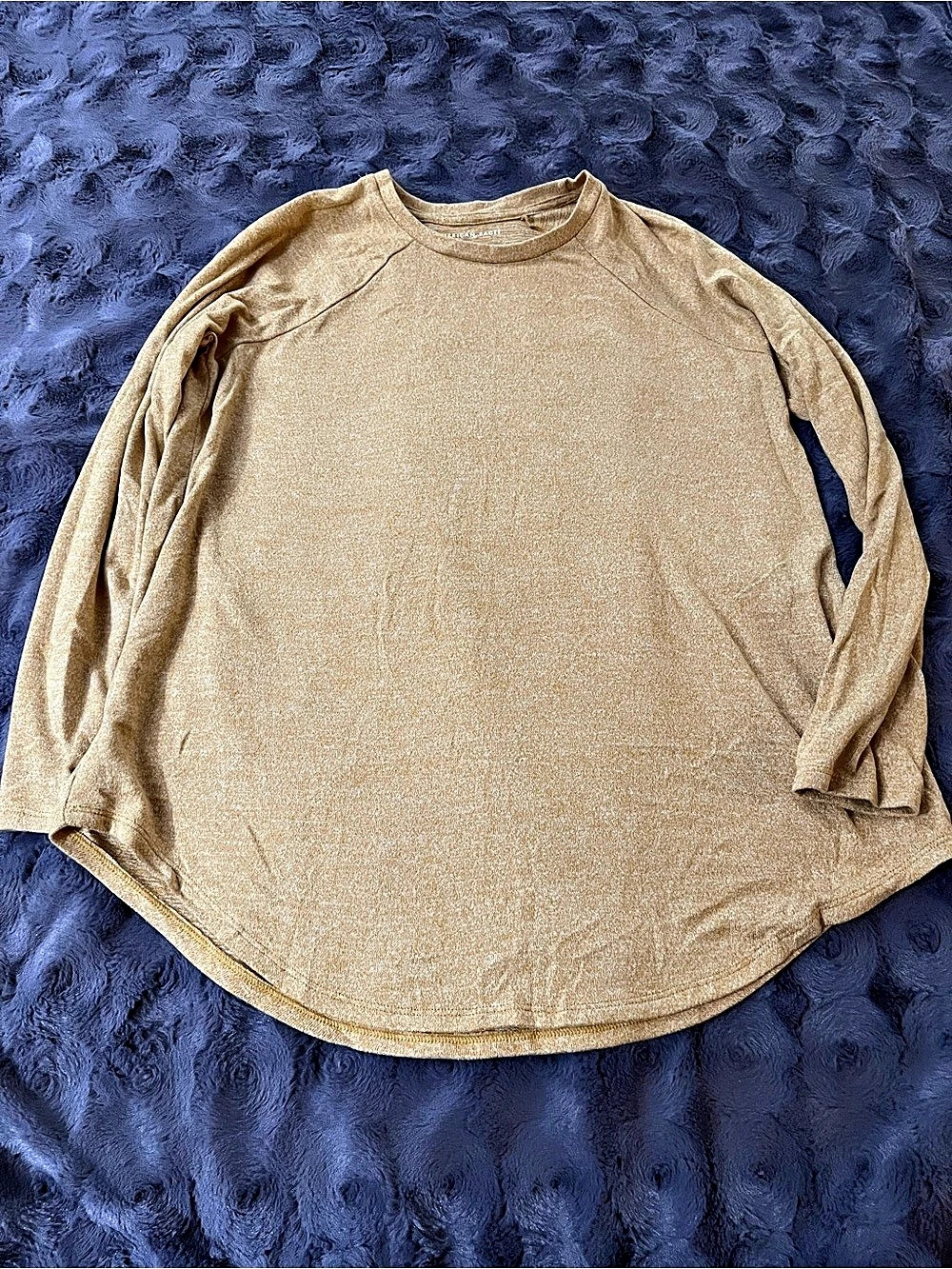 American Eagle Soft Long Sleeve Heathered Top in Burnt yellow/Gold